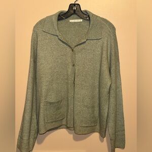 Abercrombie women’s green sweater